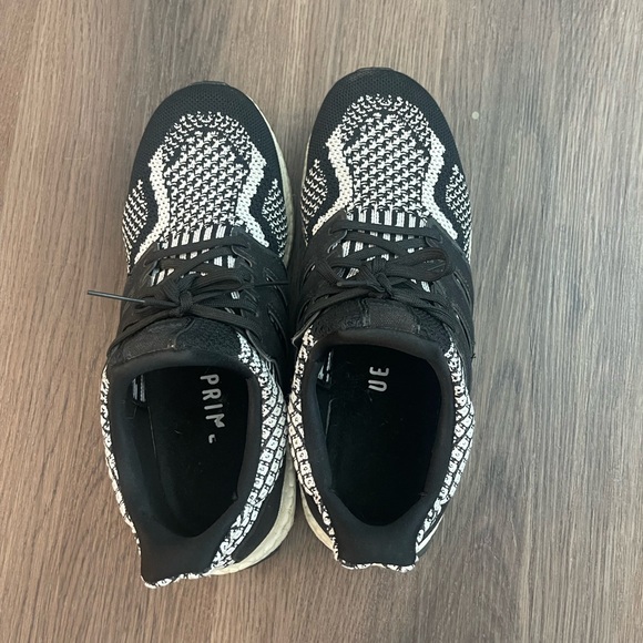 Adidas Ultraboost black and white shoes - Picture 1 of 3